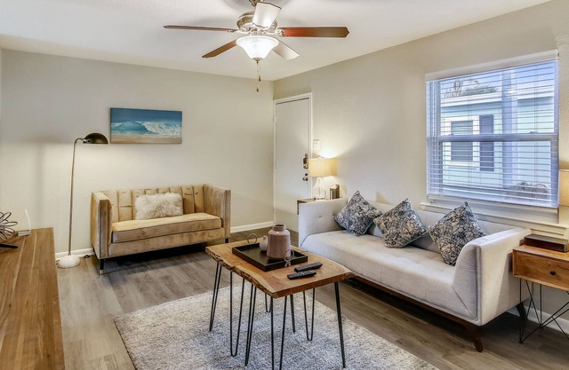 Anchor by Pleasure Pier #4: Updated Condo Community, Heart of the City