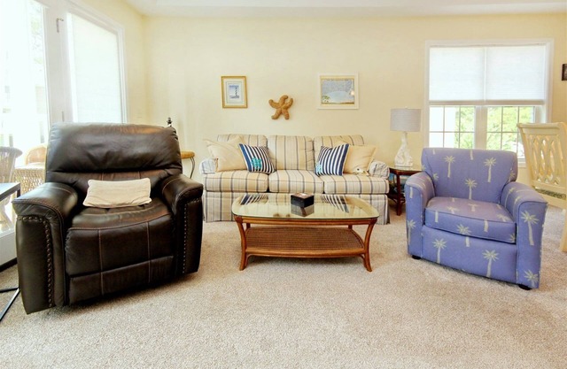 Beautiful Sunset Beach Condo INDOOR POOL