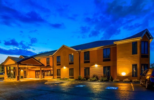 Dunkirk Fredonia Inn 
