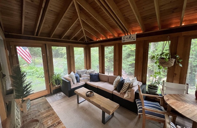 Squam 