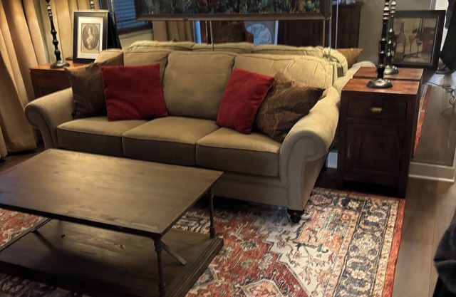 DOWNTOWN, Peachtree Towers, 1 Bedroom, Nicely decorated, Home Away from home