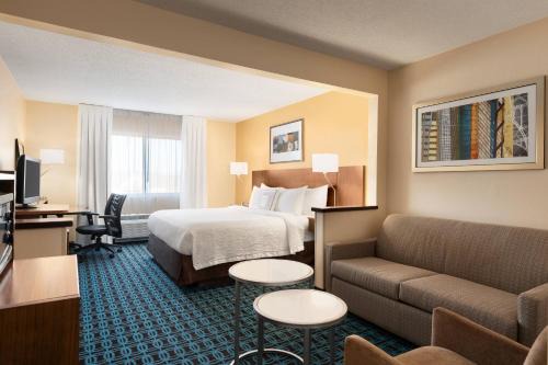 Fairfield Inn 