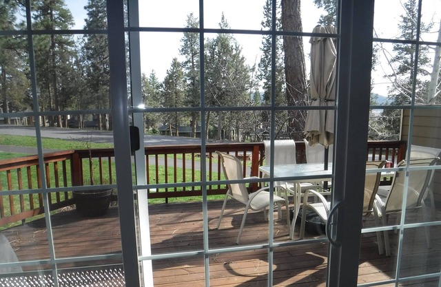 Y Klamath Falls 