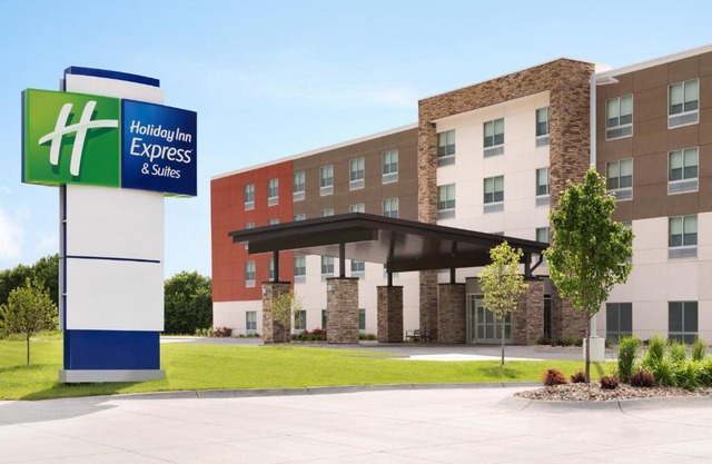 Holiday Inn Express Canton Ihg Hotel 