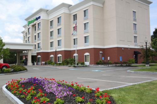 Holiday Inn Express Cortland Ihg Hotel 