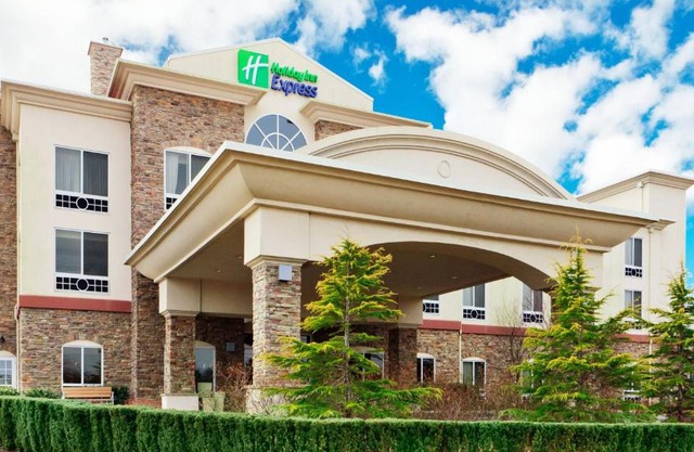 Holiday Inn Express Hotel East 