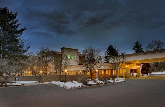 Holiday Inn Express Poughkeepsie