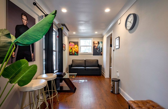Luxury New Home/Museum/Med. Ctr/dwn twn*FAMILIES