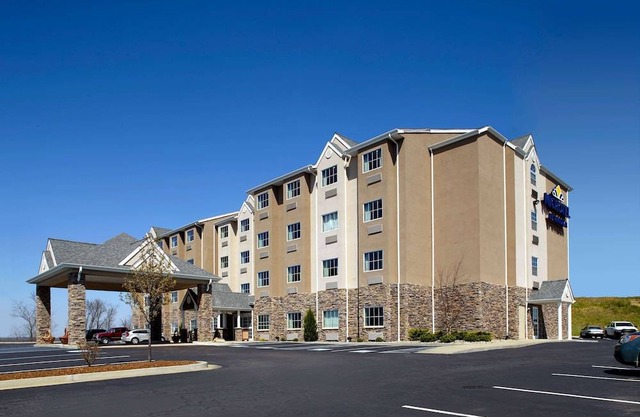 Microtel Inn & Suites by Wyndham Wheeling at The Highlands