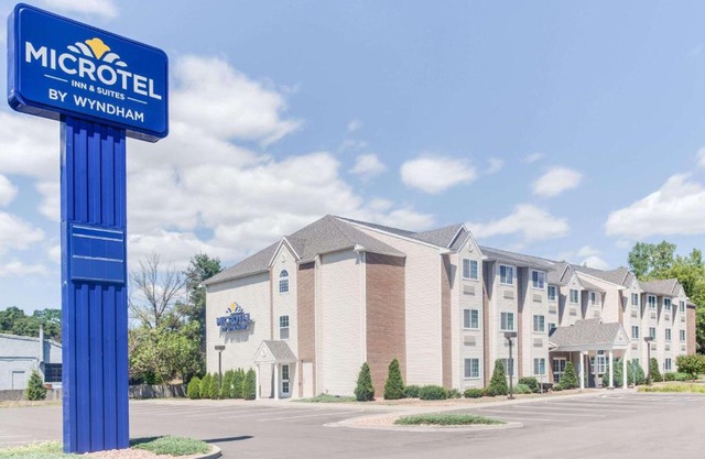 Microtel Inn 