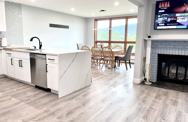 Mount Snow's Best View - Sleeps 8-10