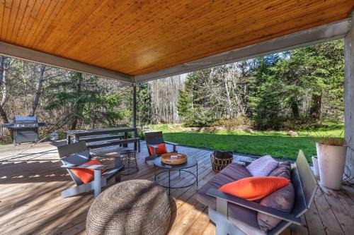 Neal Creek Retreat 