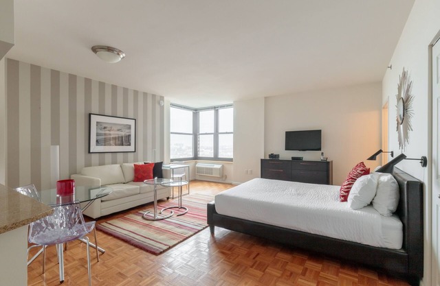 Studio in the Heart of Downtown Jersey City