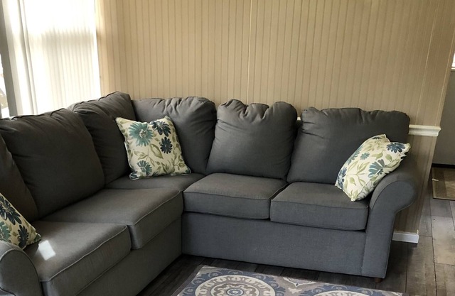 Three Bedroom Cottage in Point Sebago