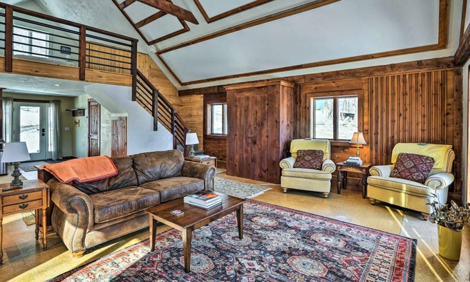 Andover Apartment | 102 m² Apartment ∙ 2 guests