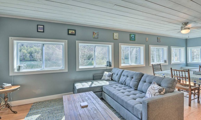 Eastern Vermont Cottage | 102 m² Cabin ∙ 3 bedrooms ∙ 6 guests