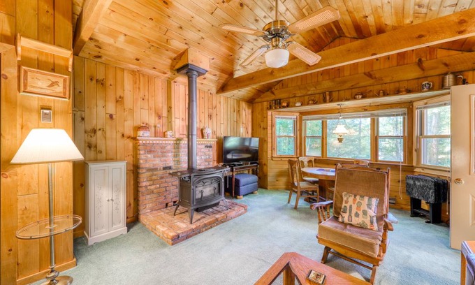 Brant Lake House | 110 m² House ∙ 2 bedrooms ∙ 4 guests