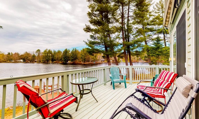 South Sanford House | 112 m² House ∙ 3 bedrooms ∙ 8 guests