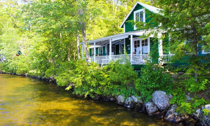 Moultonborough Cottage | 116 m² Cabin ∙ 3 bedrooms ∙ 8 guests