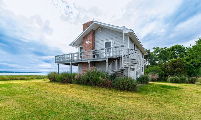Southold House | 139 m² House ∙ 3 bedrooms ∙ 6 guests
