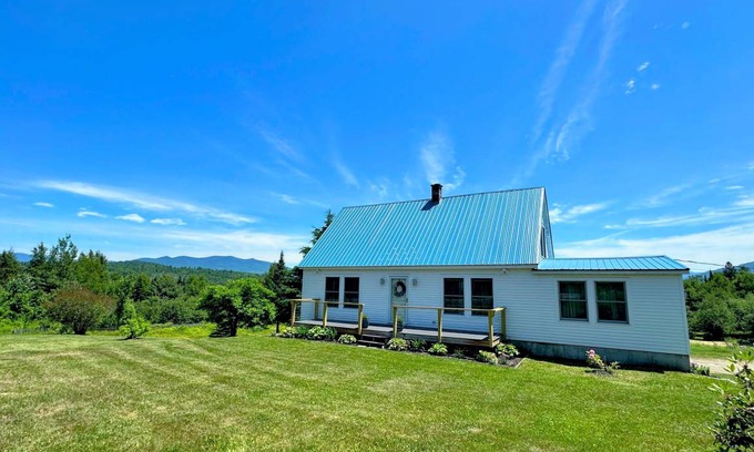 Whitefield House | 149 m² House ∙ 3 bedrooms ∙ 8 guests
