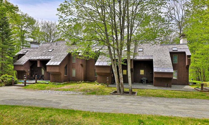 Plymouth Condo | 167 m² Condo ∙ 3 bedrooms ∙ 6 guests
