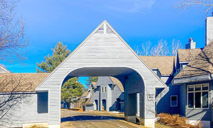 West Dover Condo | 169 m² Condo ∙ 3 bedrooms ∙ 8 guests
