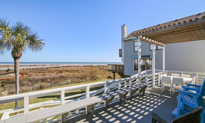 Pointe San Luis House | 170 m² House ∙ 4 bedrooms ∙ 12 guests