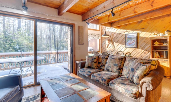 North Conway Apartment | 183 m² Apartment ∙ 3 bedrooms ∙ 8 guests