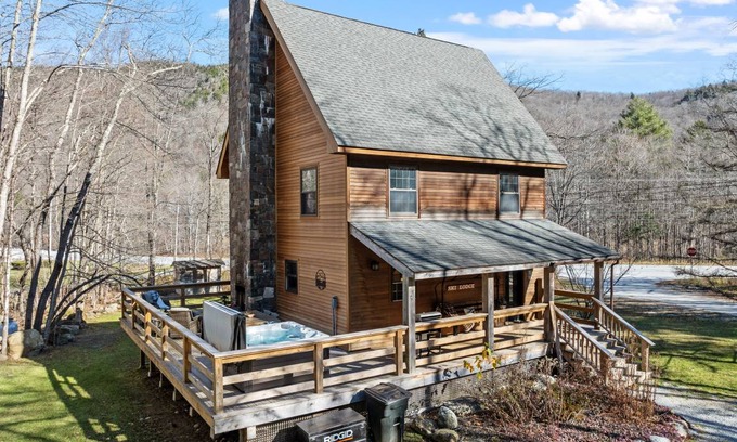 West Bridgewater House | 191 m² House ∙ 4 bedrooms ∙ 8 guests