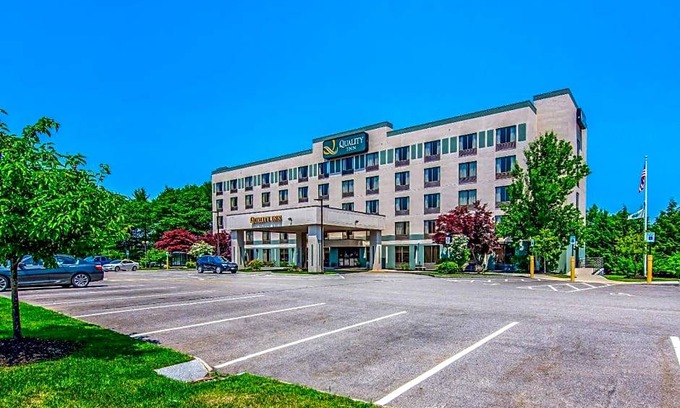 Portsmouth Hotel | 2-Star Hotel ∙ Quality Inn Portsmouth