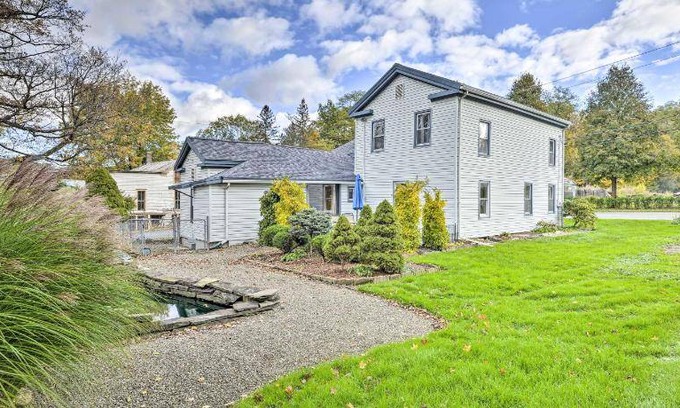 Burdett House | 223 m² House ∙ 3 bedrooms ∙ 10 guests