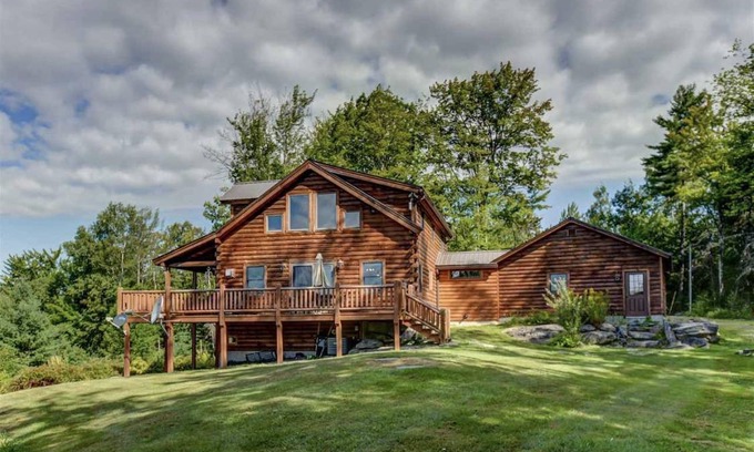 Whitefield House | 232 m² House ∙ 4 bedrooms ∙ 14 guests