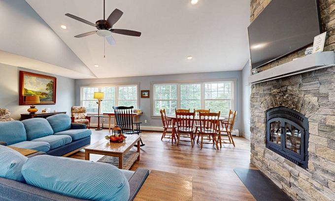 Gilford House | 232 m² House ∙ 4 bedrooms ∙ 10 guests