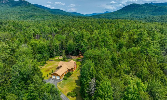 Thornton House | 253 m² House ∙ 4 bedrooms ∙ 9 guests