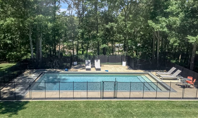 Hampton Bays House | 256 m² House ∙ 4 bedrooms ∙ 10 guests
