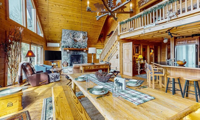 Sunday River Area House | 260 m² House ∙ 4 bedrooms ∙ 11 guests