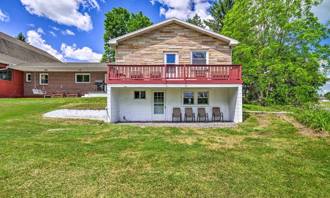 Montour Falls House | 278 m² House ∙ 6 bedrooms ∙ 14 guests