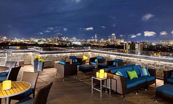 Allston Hotel | 3-Star Hotel ∙ DoubleTree Suites by Hilton Hotel Boston - Cambridge