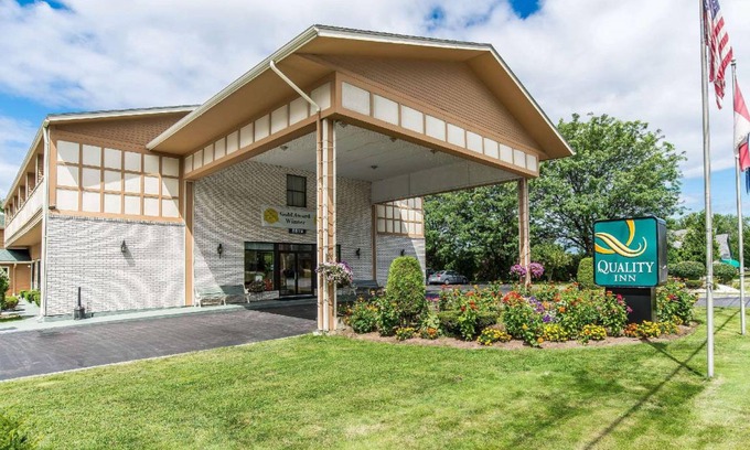 Shelburne Hotel | 30 m² Hotel ∙ 6 guests