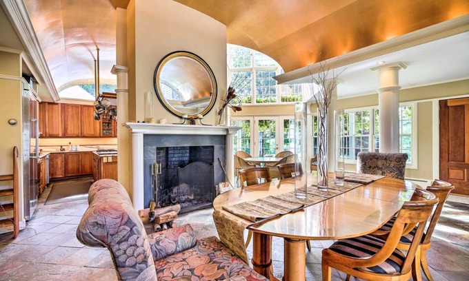 Brookfield House | 346 m² House ∙ 4 bedrooms ∙ 6 guests