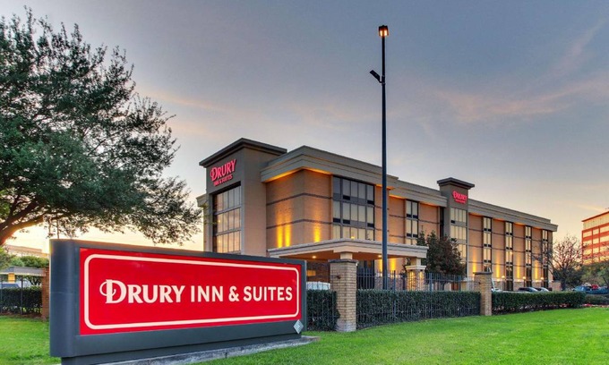 Sugar Land Hotel | 37 m² Hotel ∙ 127 guests
