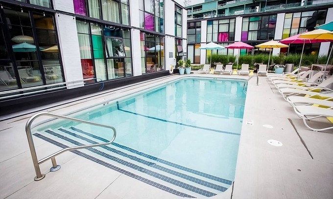 West Fens House | 4 Family-friendly Units Close to Franklin Park Zoo! Valet Parking, Pets Alowed!
