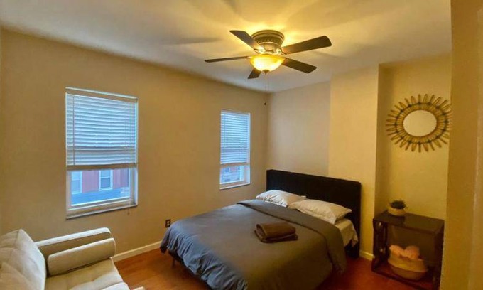 Newbold Apartment | 40 m² Apartment ∙ 2 guests
