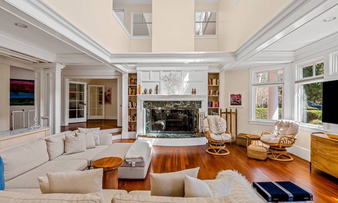 Remsenburg House | 427 m² House ∙ 5 bedrooms ∙ 12 guests