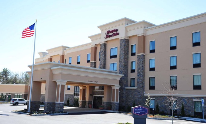 Robbinsville Hotel | 45 m² Hotel ∙ 127 guests