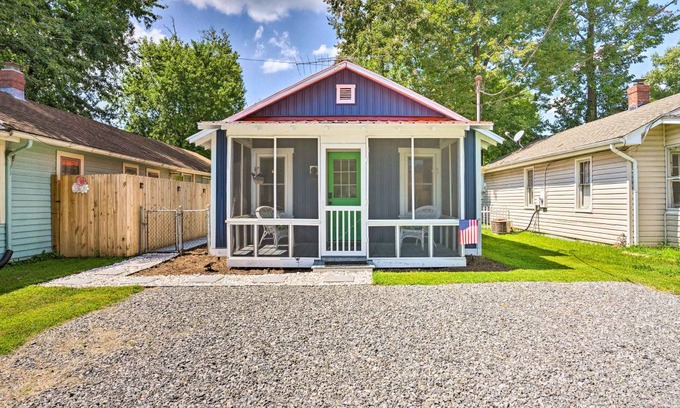 Colonial Beach Cottage | 47 m² Cabin ∙ 1 bedroom ∙ 4 guests