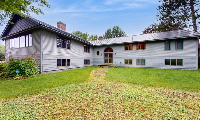 Woodstock House | 483 m² House ∙ 5 bedrooms ∙ 12 guests