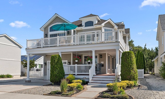 Avalon House | 5 bedroom, 4 bath home is just nine houses from the entrance to a dune-protected beach
