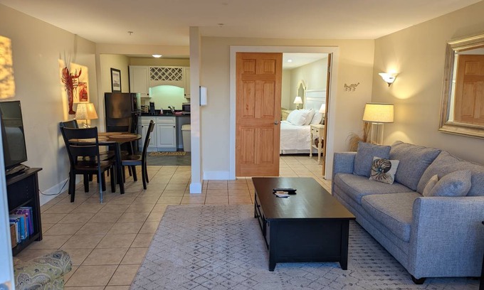 Edgecomb Apartment | 53 m² Apartment ∙ 1 bedroom ∙ 4 guests